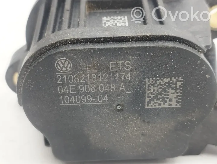 Volkswagen Golf VIII Camshaft vanos timing valve 04E906048A