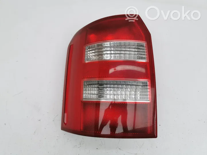 Audi A2 Lampa tylna 8Z0945095B