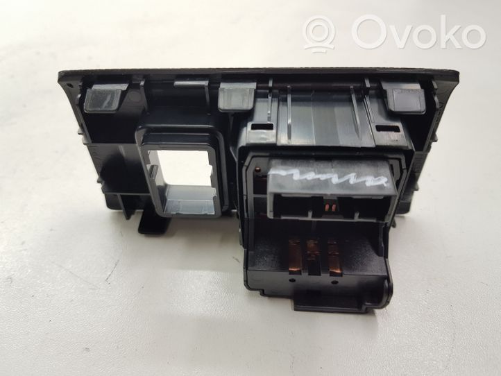 Lexus CT 200H Wing mirror switch 5544676030