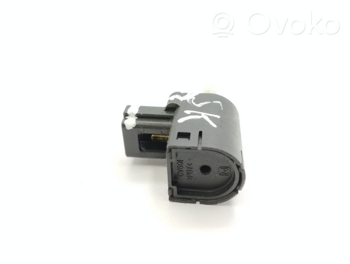 Toyota Auris E180 Sensor del pedal de embrague CV591