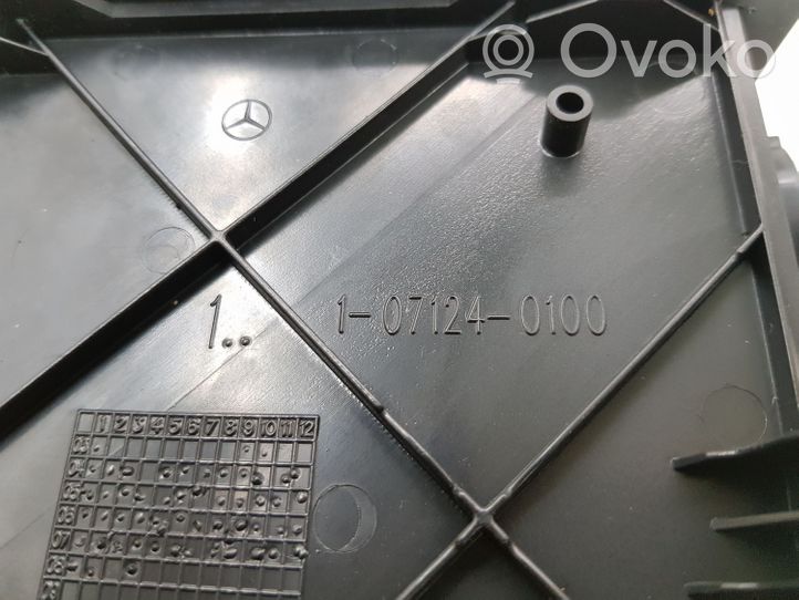 Mercedes-Benz B W245 Ramka drążka zmiany biegów 1071240100