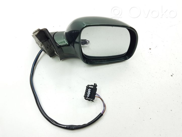 Volkswagen PASSAT B5 Manual wing mirror E1020514