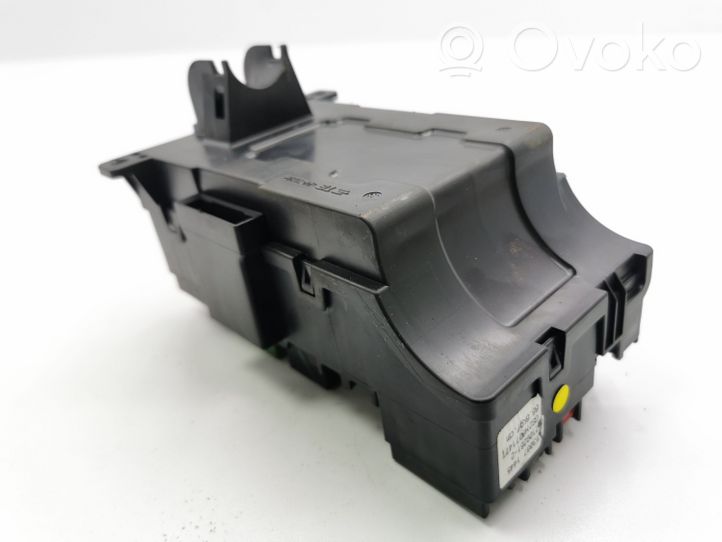 Chevrolet Trax Module de fusibles 130871445