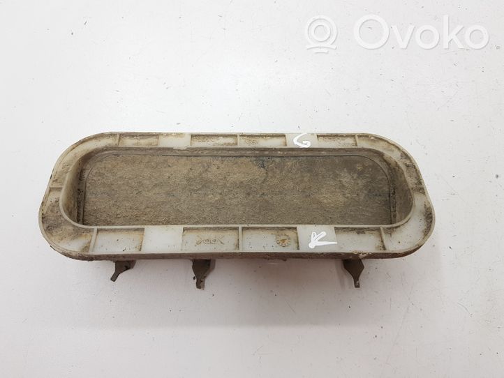 Toyota Avensis T250 Évent de pression de quart de panneau 6294005030