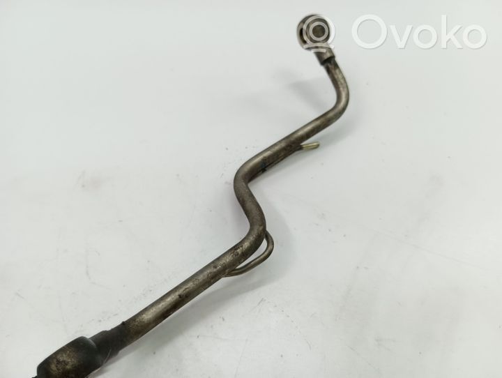 Toyota Avensis T270 Turbo turbocharger oiling pipe/hose 