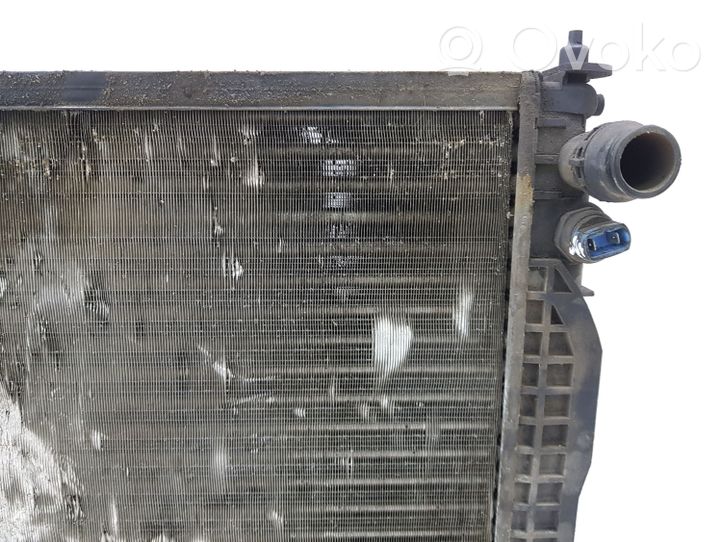 Audi A4 S4 B5 8D Radiateur de refroidissement 