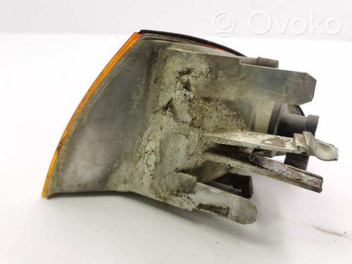 BMW 3 E46 Indicatore di direzione anteriore 6902766