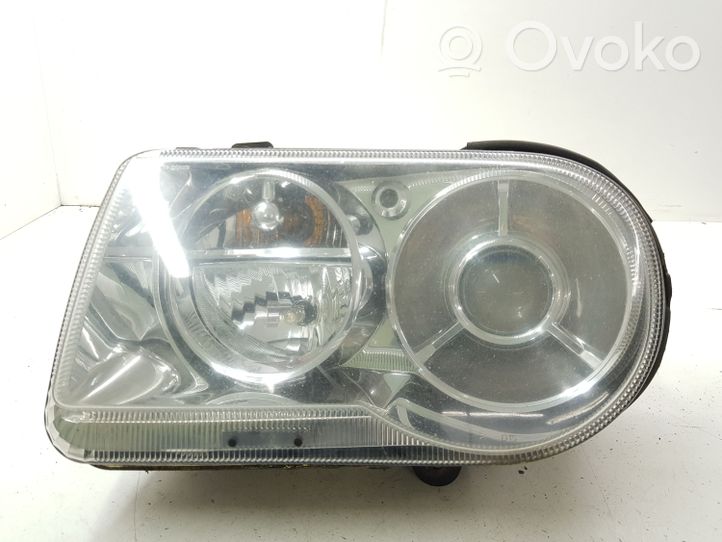 Chrysler 300 - 300C Phare frontale 89032133