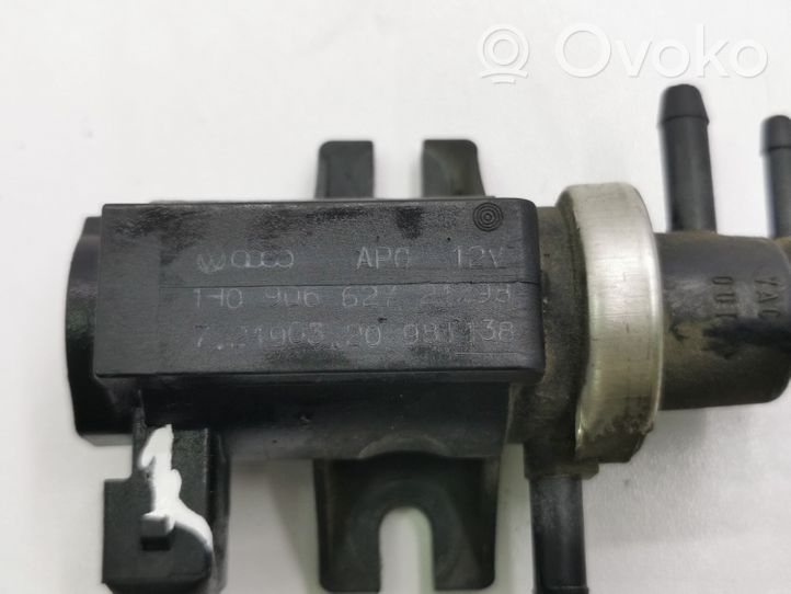 Volkswagen Golf IV Vacuum valve 1H0906627