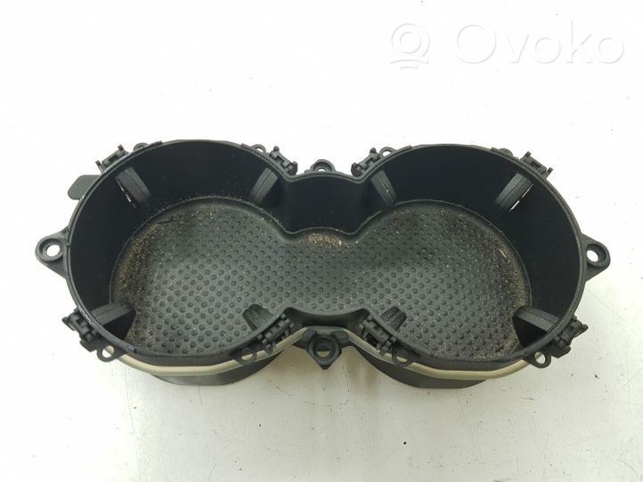 Volkswagen PASSAT B5.5 Cup holder front 3B0862531