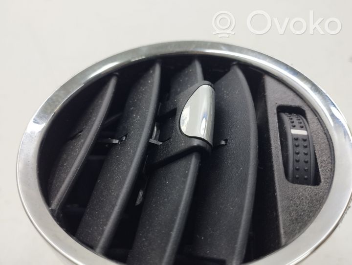 Opel Antara Copertura griglia di ventilazione laterale cruscotto 96661704