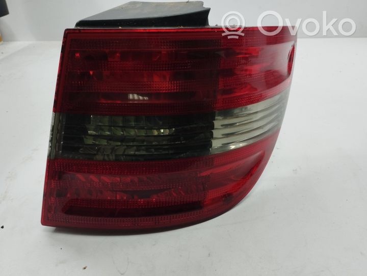 Mercedes-Benz B W245 Lampa tylna A1698200377