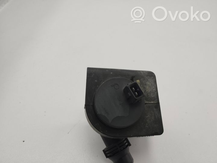 BMW X5 E53 Pompe à eau de liquide de refroidissement D419538