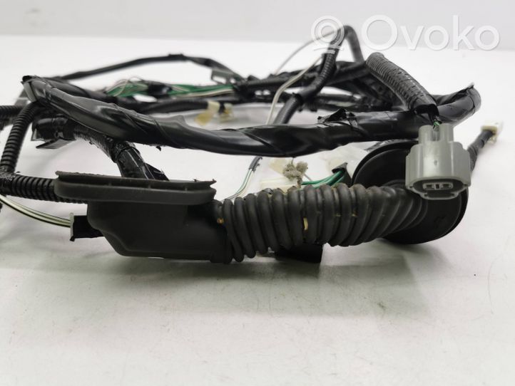 Toyota Auris E180 Cablaggio elettrico portellone/bagagliaio 8218402