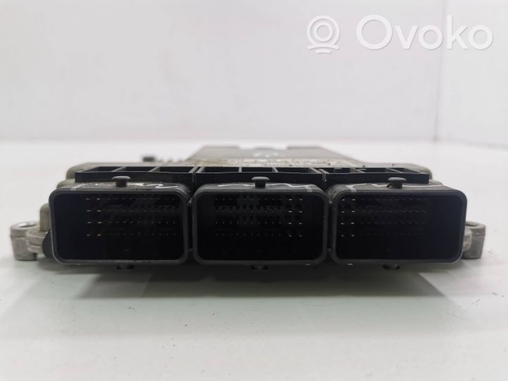 Citroen C-Crosser Calculateur moteur ECU 9665465280