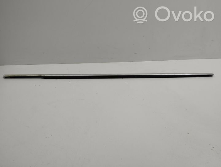 Mercedes-Benz B W246 W242 Front door glass trim molding 