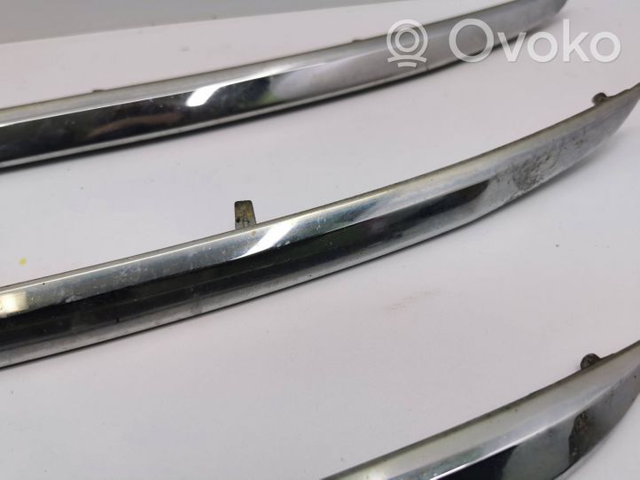 Honda CR-V Maskownica / Grill / Atrapa górna chłodnicy 71125T1GAG010M1