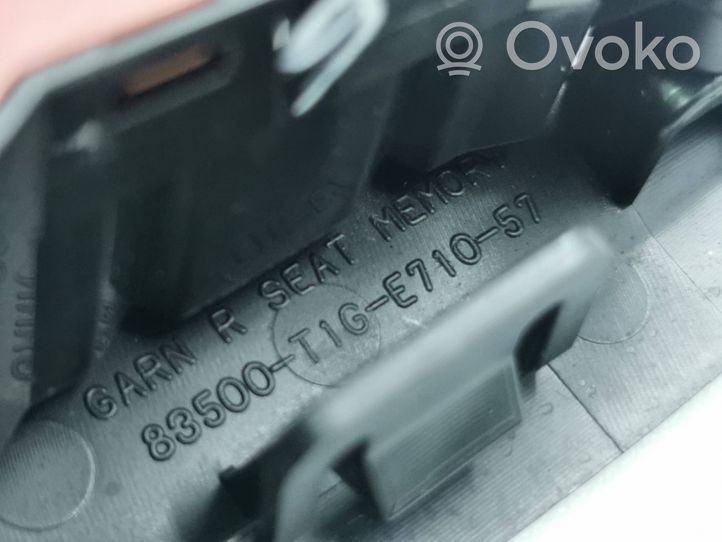 Honda CR-V Przyciski pamięci fotela 83500T1GE71057