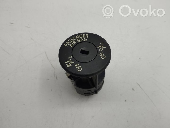 BMW 7 F01 F02 F03 F04 Passenger airbag on/off switch 6974643