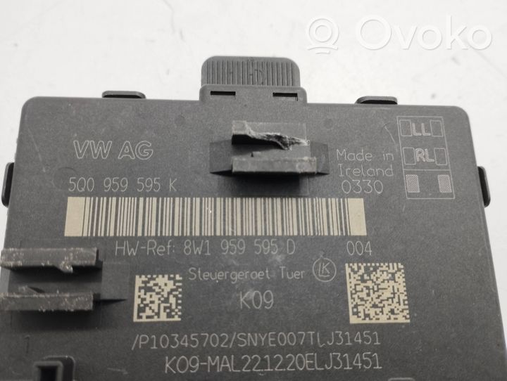 Audi A3 8Y Oven ohjainlaite/moduuli 5Q0959595