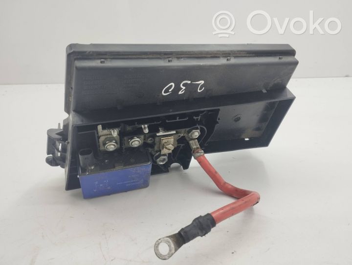 Volvo V40 Relais de batterie fusible 30659046