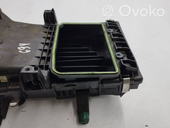 Mercedes-Benz E W213 Air filter box A6540900001