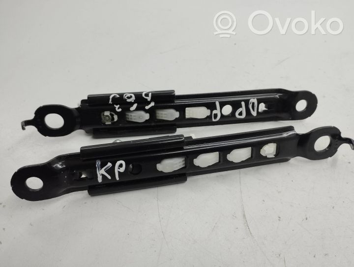 Toyota Avensis T270 Rail de réglage hauteur de ceinture de sécurité 19315001