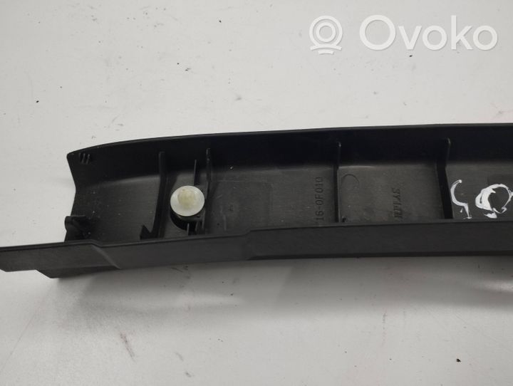 Toyota Corolla Verso AR10 Protection de seuil de coffre 647160F010