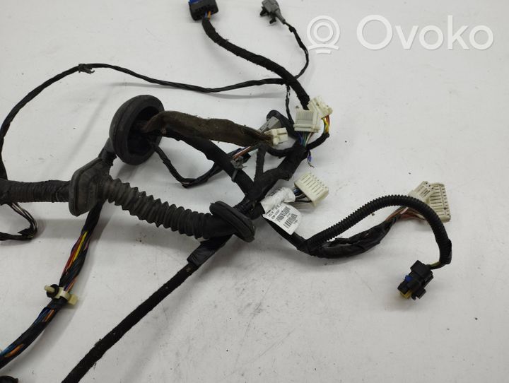 Nissan Qashqai Etuoven johtosarja 24124JD06C