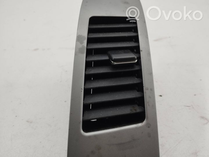 Citroen C-Crosser Griglia di ventilazione centrale cruscotto 8030A014zz