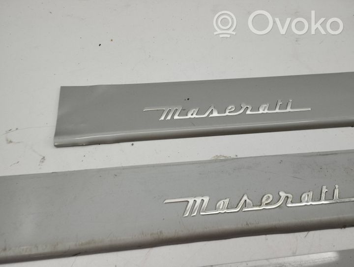 Maserati Quattroporte Garniture de marche-pieds avant 