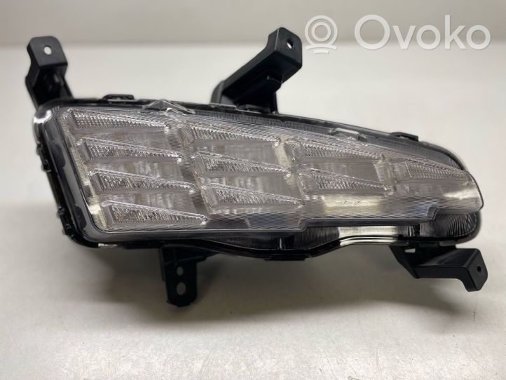 Hyundai i30 LED-päiväajovalo 92208G4600