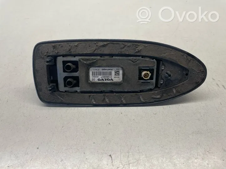Volvo XC60 GPS-pystyantenni 