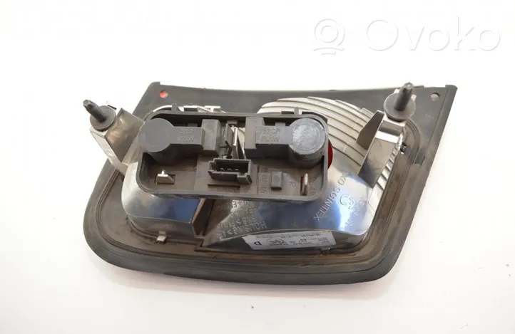 Saab 9-3 Ver2 Lampy tylnej klapy bagażnika 25480204