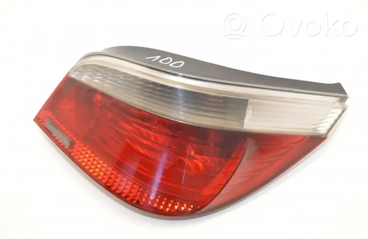 BMW 5 E60 E61 Luci posteriori 6910768