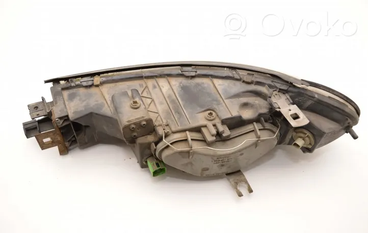 Ford Mondeo MK II Lampa przednia 1305235441