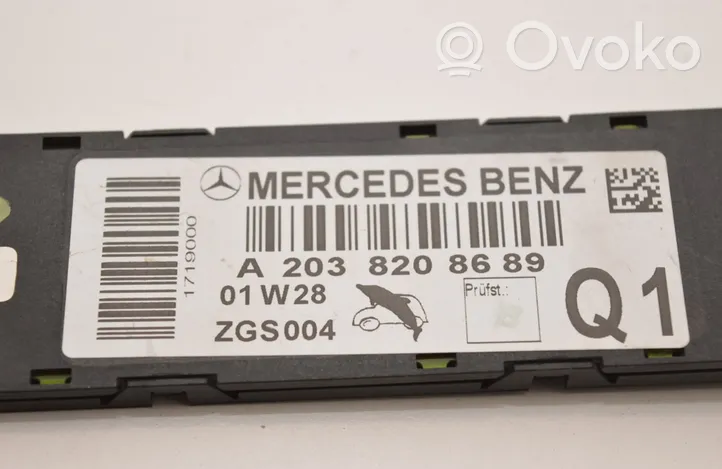 Mercedes-Benz C W203 Amplificateur d'antenne A2038208689