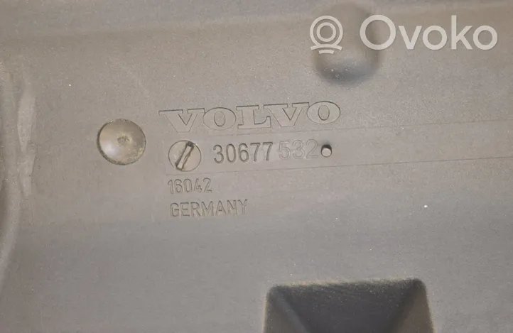 Volvo S40 Oro filtro dėžė 30677532