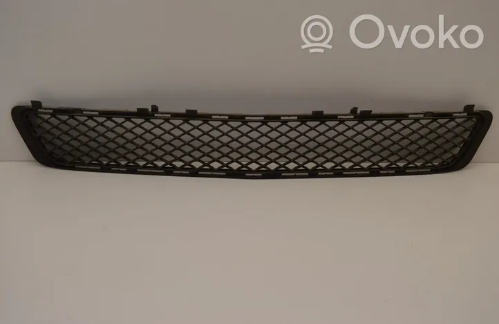 Mercedes-Benz E W212 Front bumper lower grill A2128850523