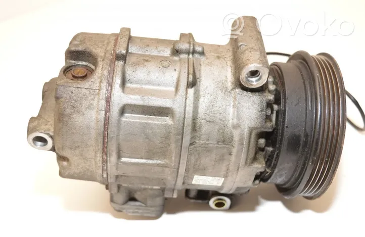 Audi A4 S4 B5 8D Ilmastointilaitteen kompressorin pumppu (A/C) 447220-8180