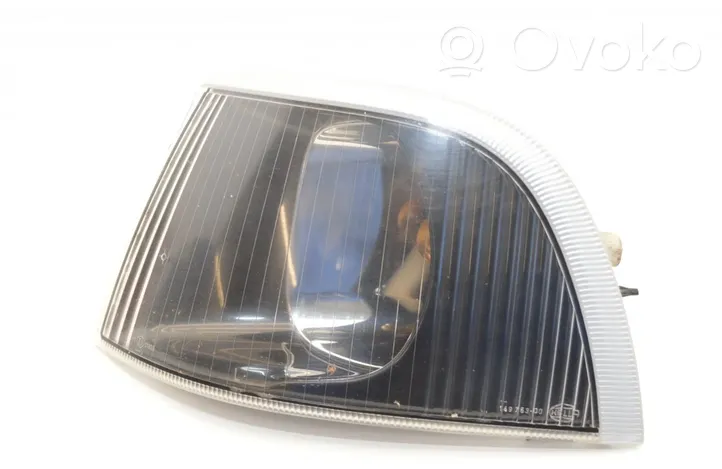 Volvo S40, V40 Front indicator light 30854653