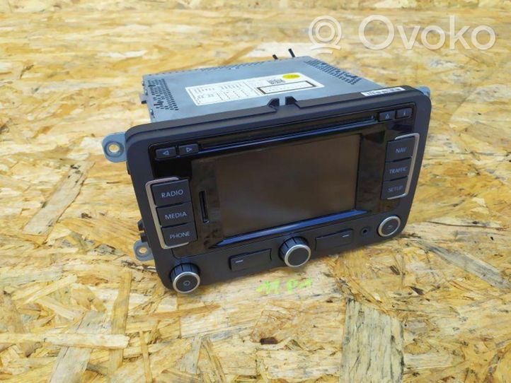 Volkswagen Passat Alltrack Unità principale autoradio/CD/DVD/GPS 3C0035270