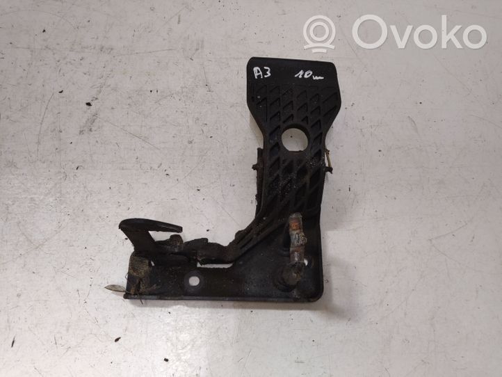 Audi A3 S3 8P Engine bonnet/hood lock/latch loop/hook 8P0823480A