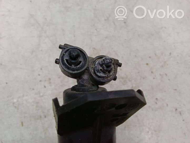 Volkswagen Eos Headlight washer spray nozzle 1Q0955978