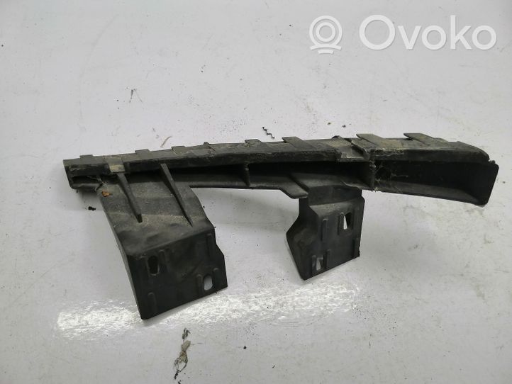 Audi Q7 4L Support de montage de pare-chocs avant 4L0807334A