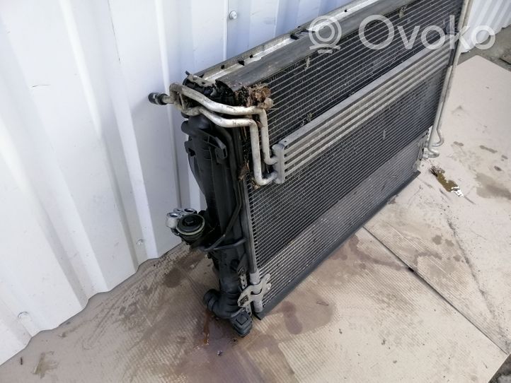 Audi Q7 4L Set del radiatore 