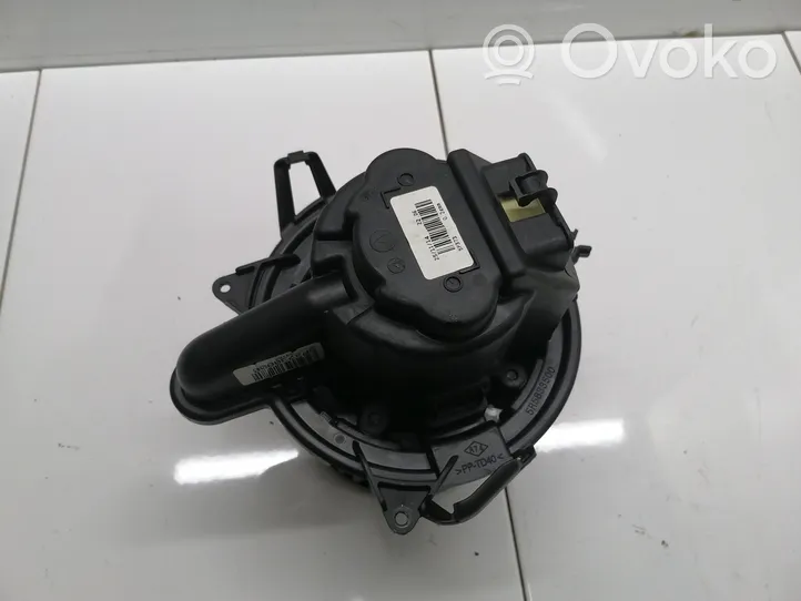 Renault Captur Ventola riscaldamento/ventilatore abitacolo 5P3730000