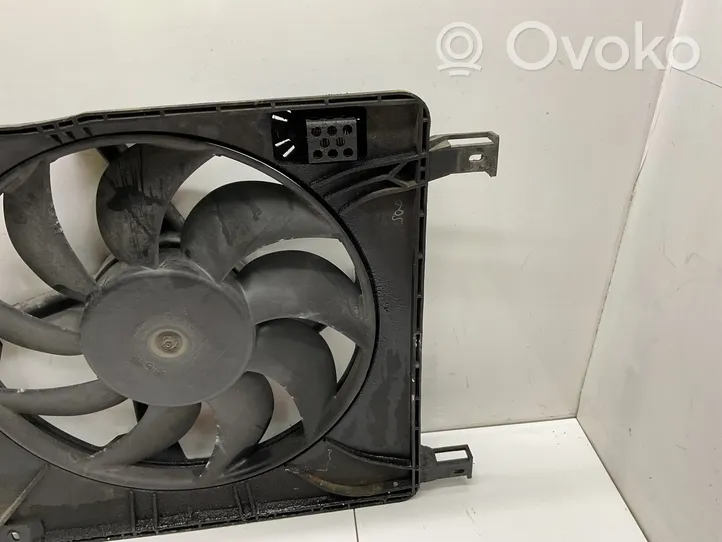 Nissan Qashqai+2 Ventilatore di raffreddamento elettrico del radiatore 