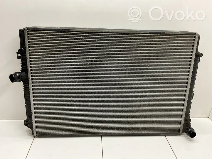 Volkswagen Jetta VI Coolant radiator 5C0121251L