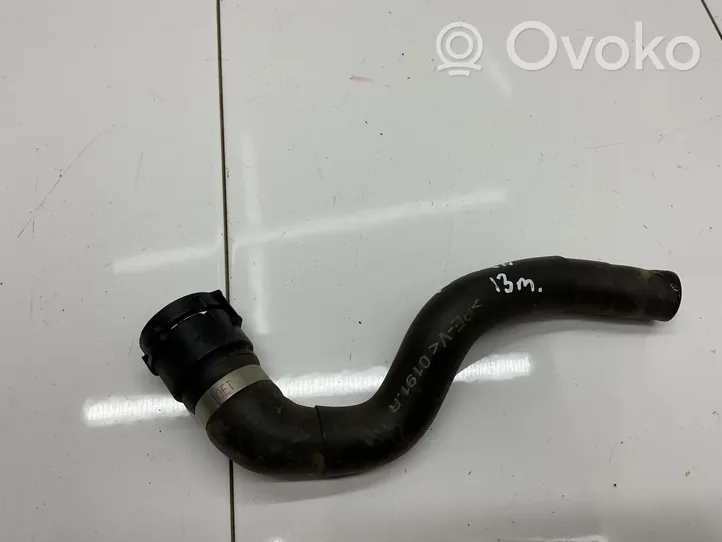 Volkswagen Jetta VI Tubo flessibile del liquido di raffreddamento del motore 5K0122101N